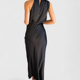 Rina Vestido Elegante de Cuello Halter Drapeado
