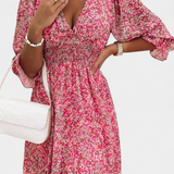Benicia Vestido Floral de Manga Abullonada con Dobladillo Juguetón