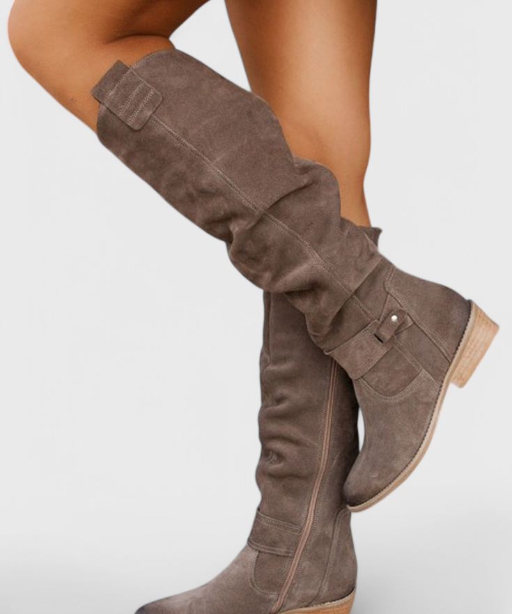 Celine Botas Altas de Estilo Retro