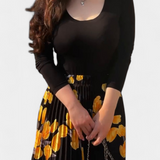 Samar Conjunto Estampado con Falda Plisada Floral y Top Negro